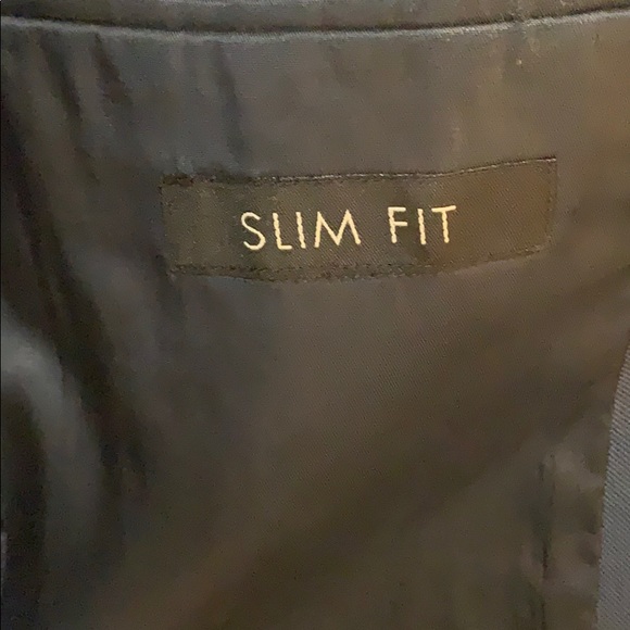 Jos A Bank Navy Slim Fit Suit 40R - Picture 3 of 5